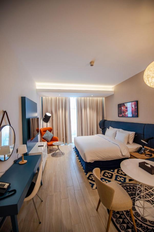 La Vie Gardens Hotel Apartments Дубай Экстерьер фото